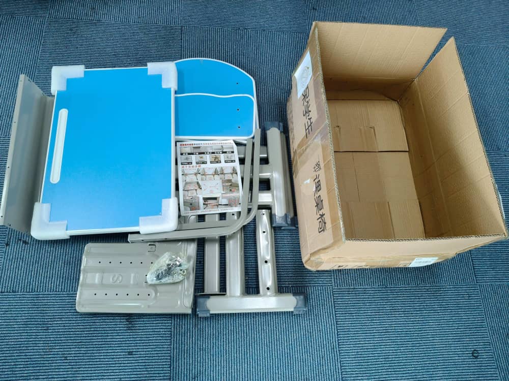 Child Desk Disassembled.jpg