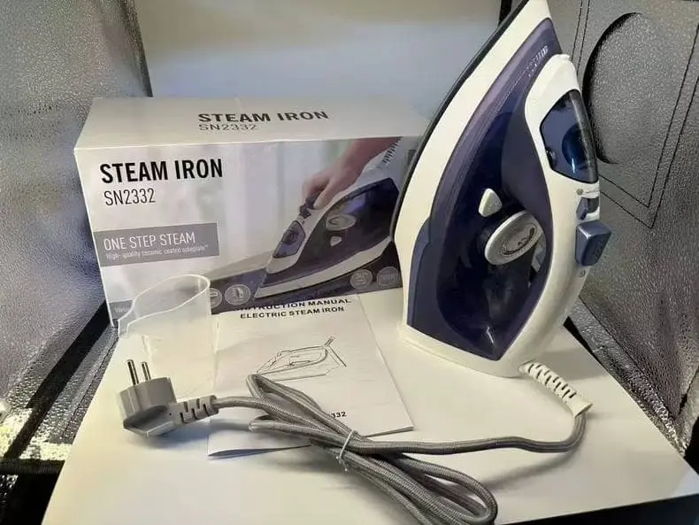 Mini Portable Steam Iron